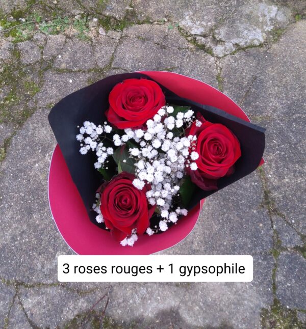 3 roses + 1 gypsophile + livraison